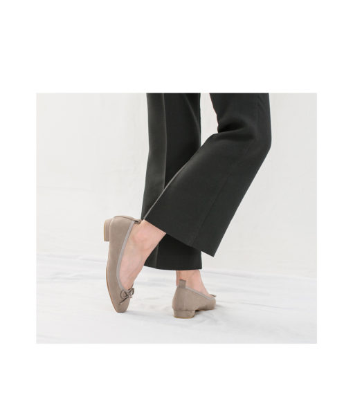 AnnaKastle Womens Cute Bow Front Low Heel Pumps Ballet Flats Beige