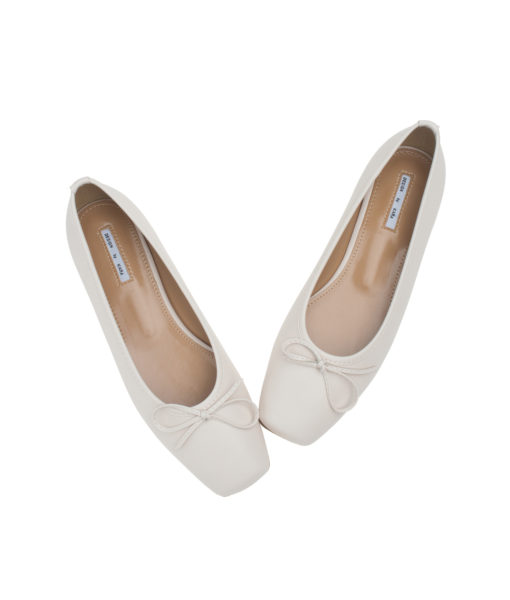 AnnaKastle Womens Bow Front Snub Toe Comfort Ballet Flats Ivory
